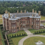 Unsplash - big house